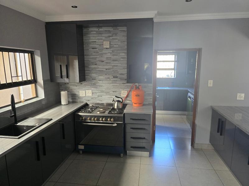 4 Bedroom Property for Sale in Vaalpark Free State
